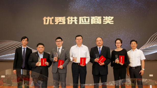 拉斯维加斯9888新材创业20周年 | 我和我的拉斯维加斯9888
